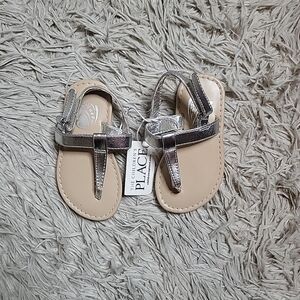 Toddler The Children's Place Silver Sandals Shoes Size 6 Spring Summer New NWT